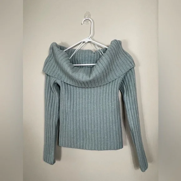 Off-The-Shoulder Sweater Top Blue Ribbed Women's Size S NWT - Picture 2 of 13
